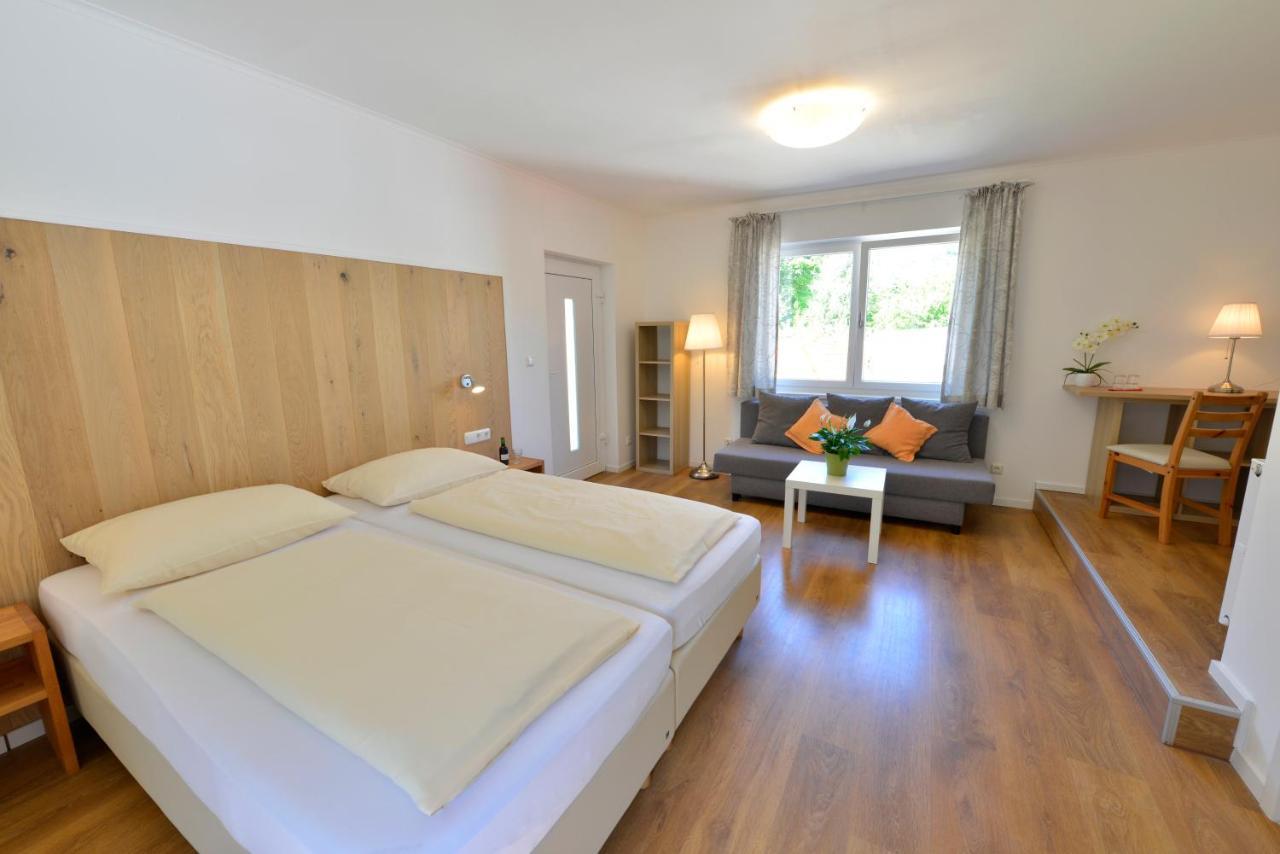 Pension Gambrinus Passau Exterior foto