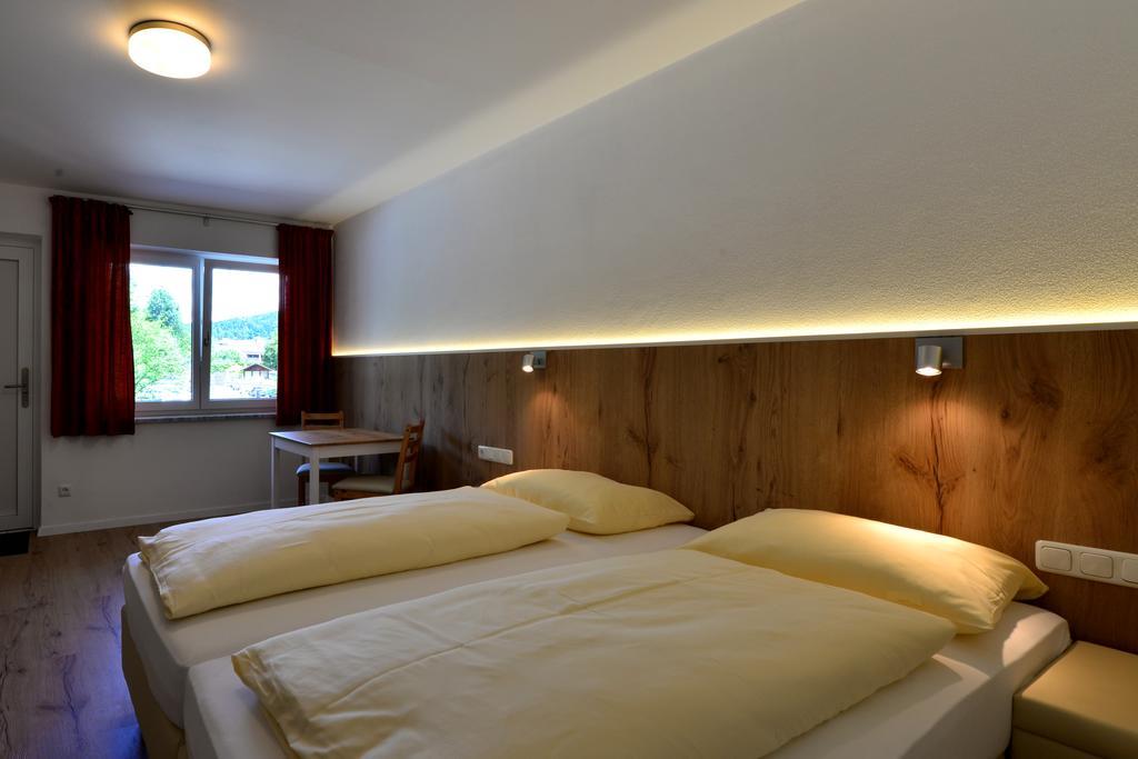 Pension Gambrinus Passau Exterior foto